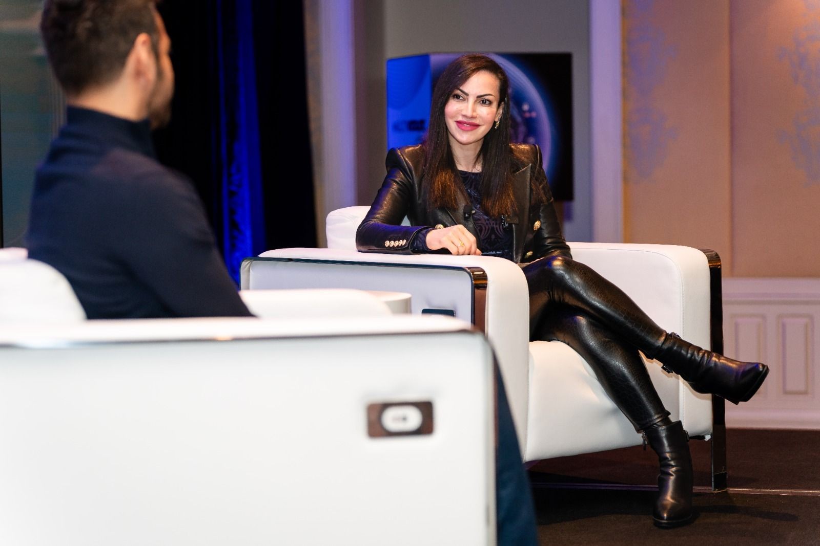 Book Somi Arian as Speaker